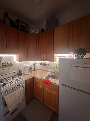 Rented by HOLTON REAL ESTATE INC. | media 27