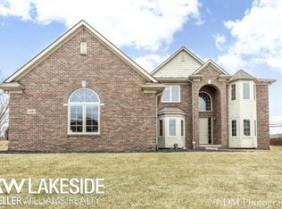 4389 Forster Ln, Shelby Township, MI 48316
