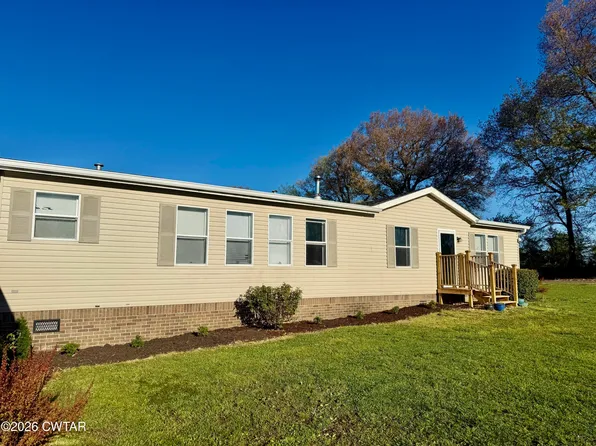 1131 Volunteer Dr, Troy, TN 38260