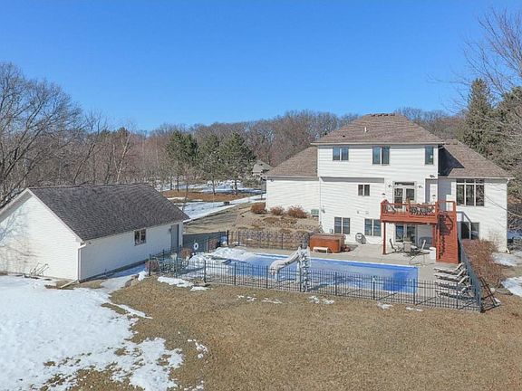 2nd image of 1220 180th Ln NE
