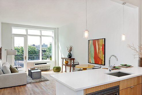 3rd image of 182 15th St APT 1C