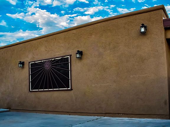2nd image of 2773 W Saint Tropaz Ave