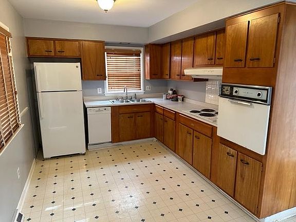 5th image of 1713 Biloxi Ct