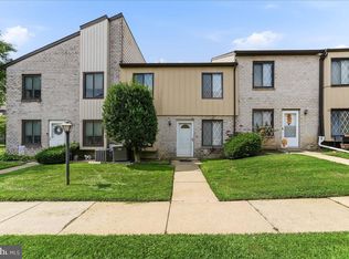 5200 Hilltop Dr APT J11, Brookhaven, PA 19015