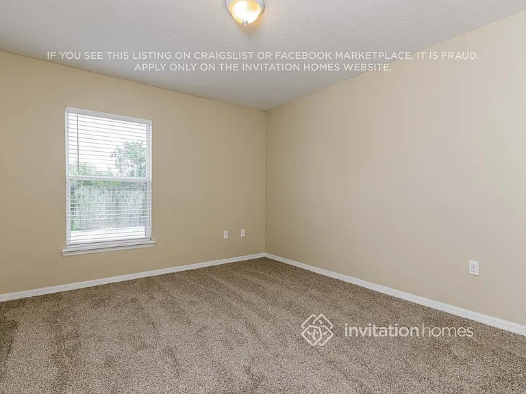 1129 Hacienda Cir — Photo 12