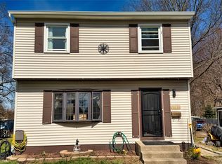 10054 Smith St, Lake City, PA 16423
