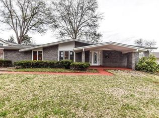 3595 Dwyer Ln, Florissant, MO 63033