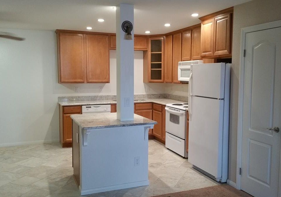 Newly Remodeled Kitchen