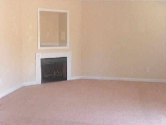 3rd image of 3758 Pinnacle Place Dr