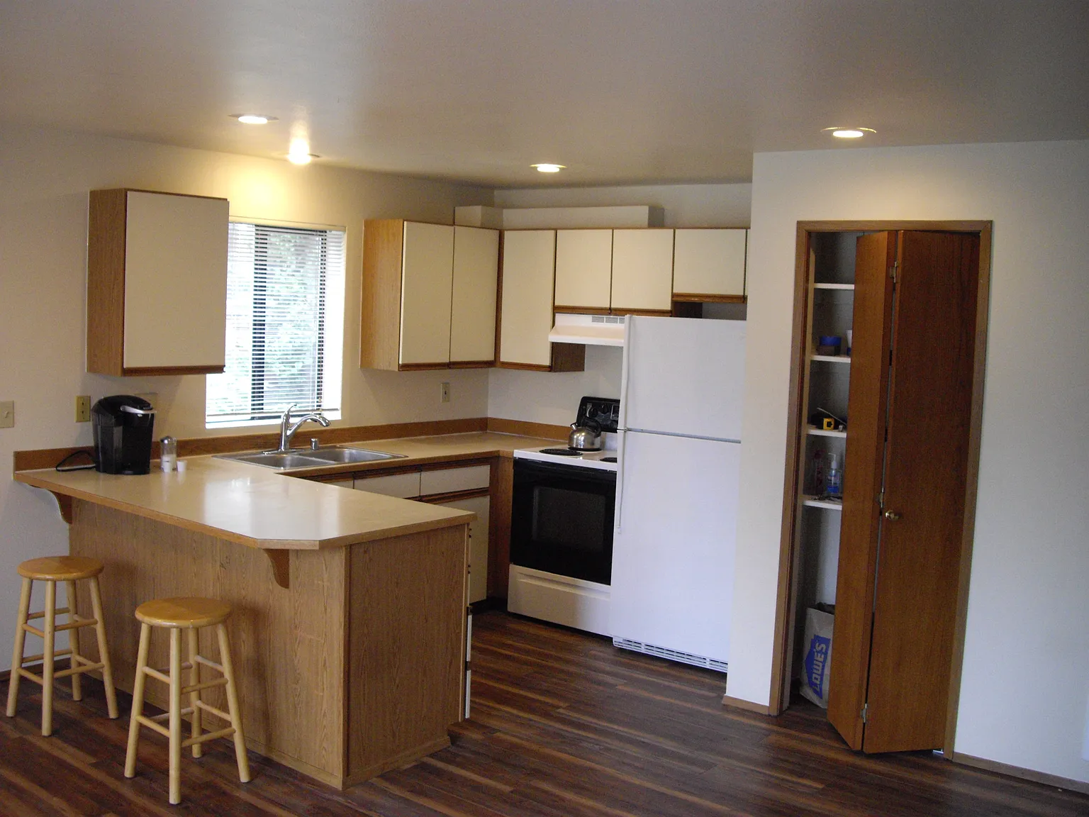 1 bed, 750 sqft, $1,680 — Photo 2
