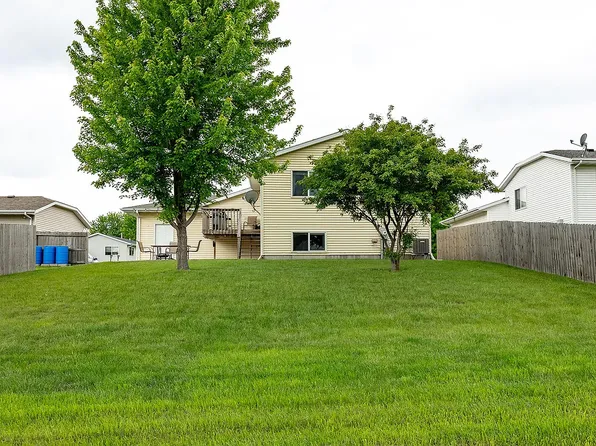 4436 W Briggs Dr, Sioux Falls, SD 57107