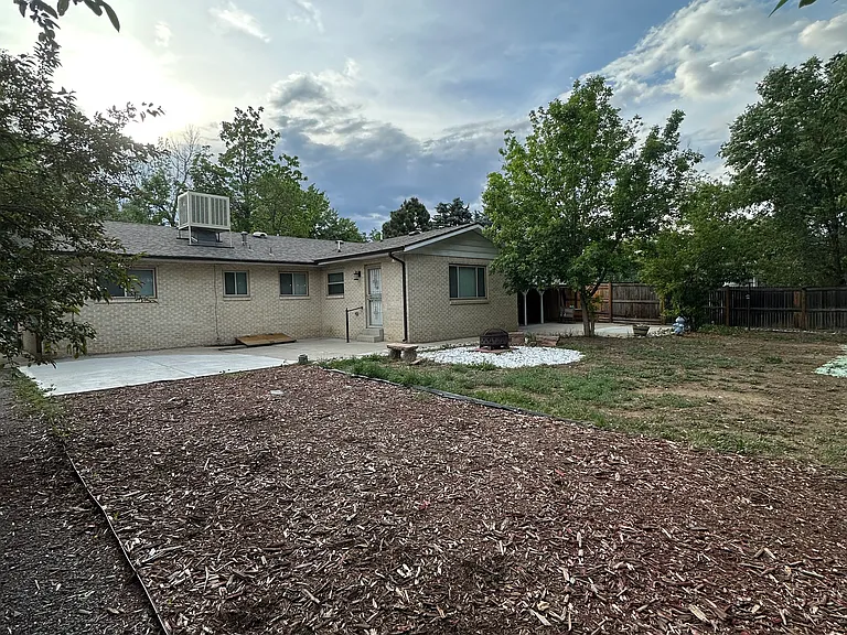4520 Holland St — Photo 22