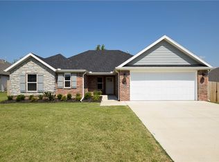 2400 Buckside St, Springdale, AR 72762