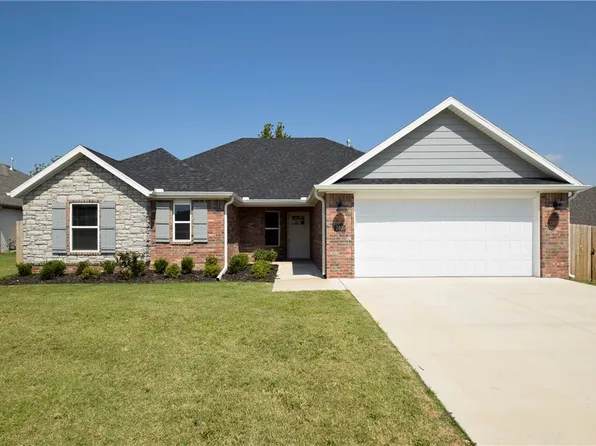 2400 Buckside St, Springdale, AR 72762