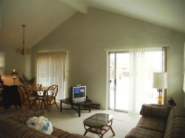 1st image of 915 Palen Ave