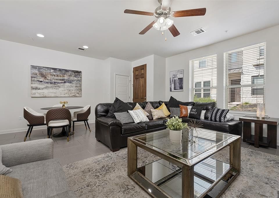 13800 Lyndhurst St Austin TX | Zillow