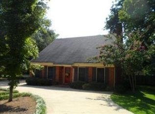 417 N Montgomery St, Starkville, MS 39759