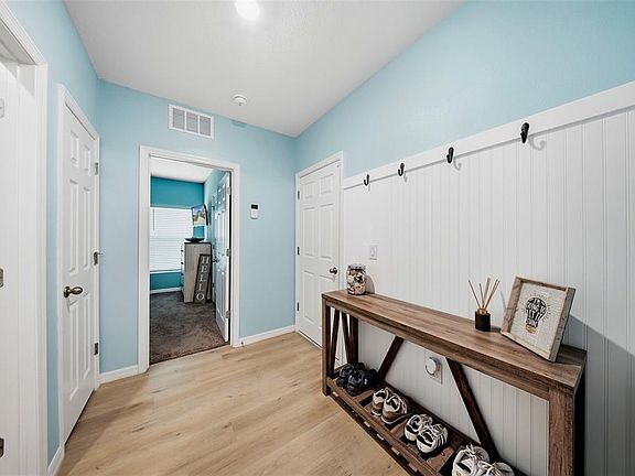3rd image of 12953 Camarillo Pl