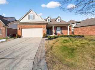 6871 Haymarket, Utica, MI 48317