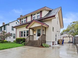 1607 74th St, Kenosha, WI 53143
