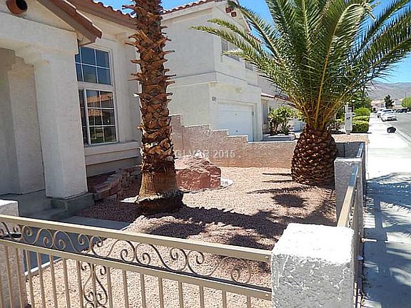 3rd image of 8713 Raindrop Canyon Ave