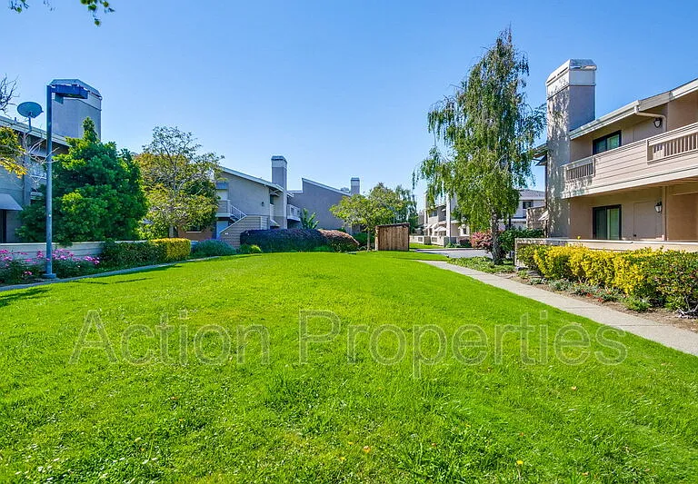 180 Albacore Ln — Photo 17