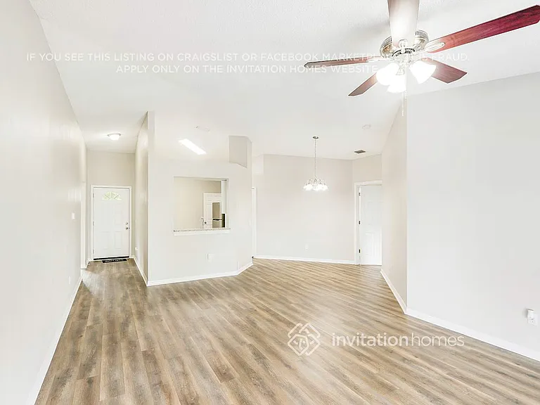 13405 Prestwick Dr — Photo 5