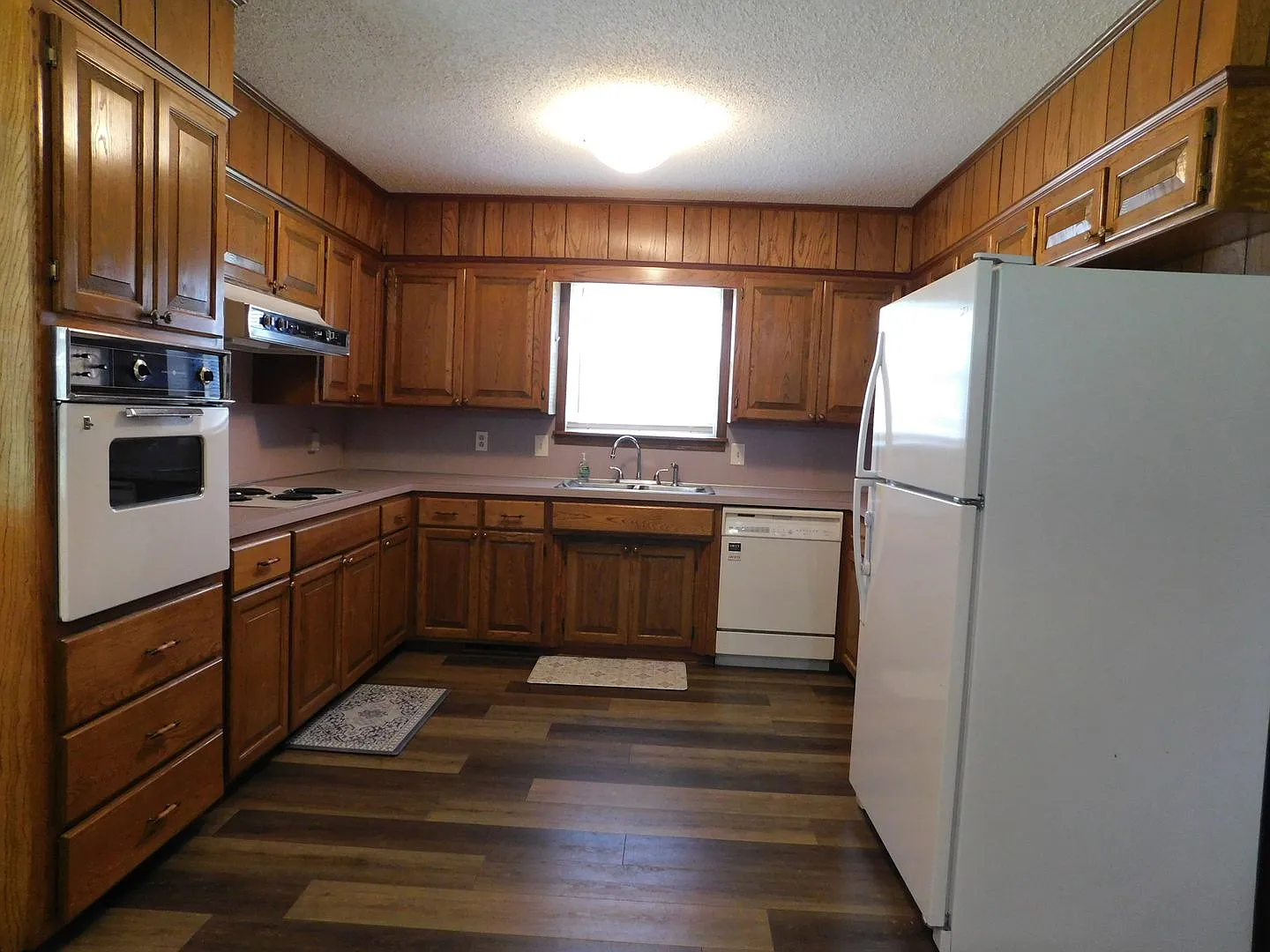 4 bedroom house Fort Smith — Photo 2