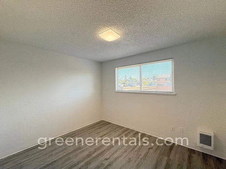 West Main Street Apartments — Photo 11