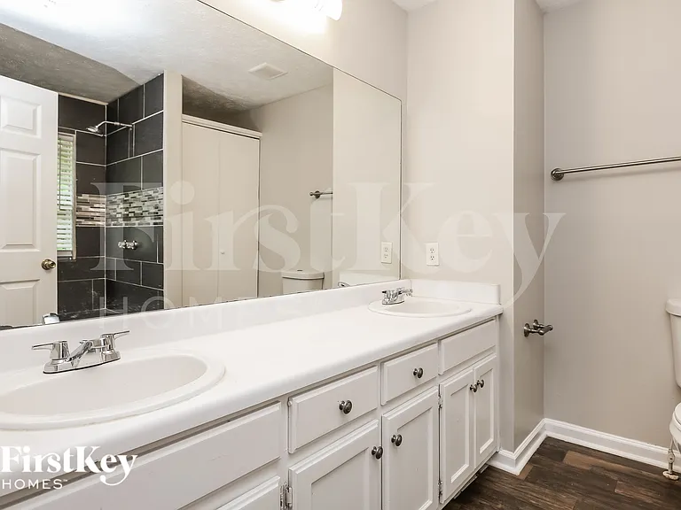 1480 Royale Castle Dr — Photo 11