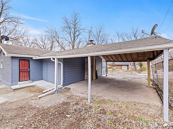 3rd image of 3603 Cypress Ave