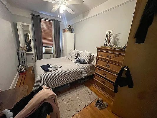 4th image of 28-03 23rd Ave #B
