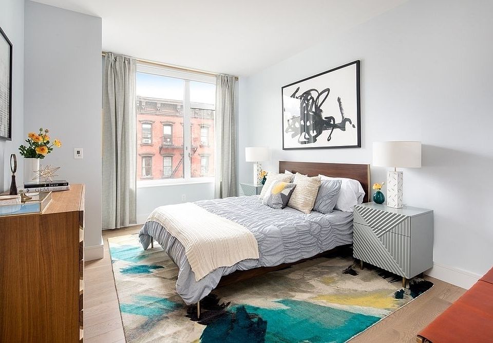 1st image of 510 E 14th St APT 207