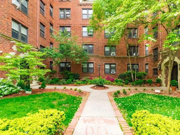 68-44 Burns Street image 1 of 25