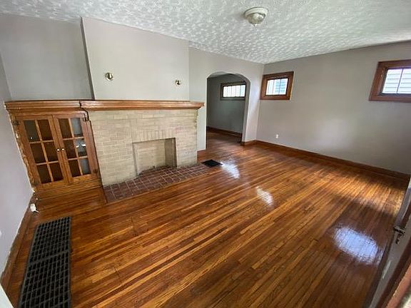 2nd image of 1479 23rd Ave