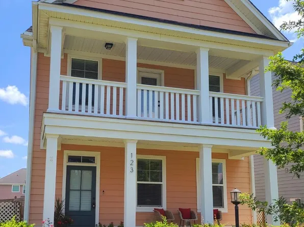 123 Yorkshire Dr, Moncks Corner, SC 29461