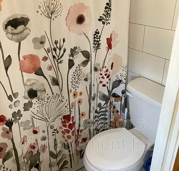 21 Lafayette Pl #4 — Photo 12