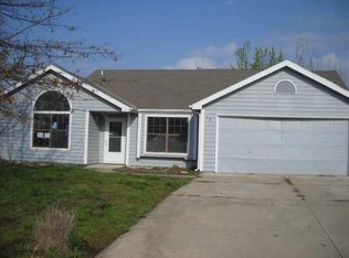 2720 Kensington Rd, Lawrence, KS 66046