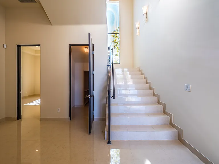 7426 Yonie Ct — Photo 18