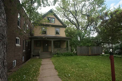 1212 E 4th St Photo 1 1212 E 4th St Photo 1
