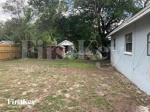 8313 Oleander Ln — Photo 11