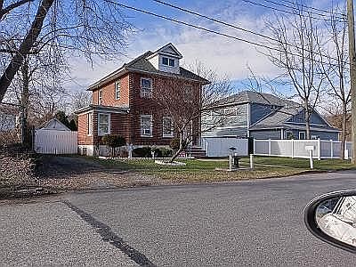 1st image of 12 Enfield Pl