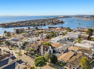 307 Fernleaf Ave #B, Corona Del Mar, CA 92625