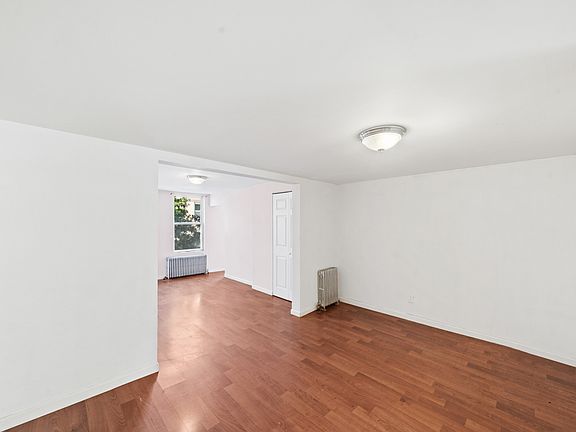 3rd image of 504 President St #C