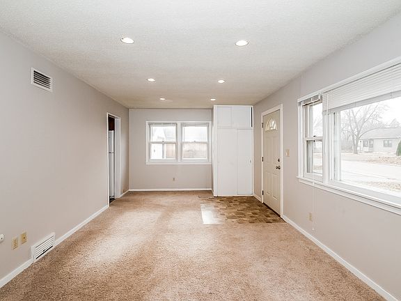 5th image of 4941 Acorn Ridge Rd