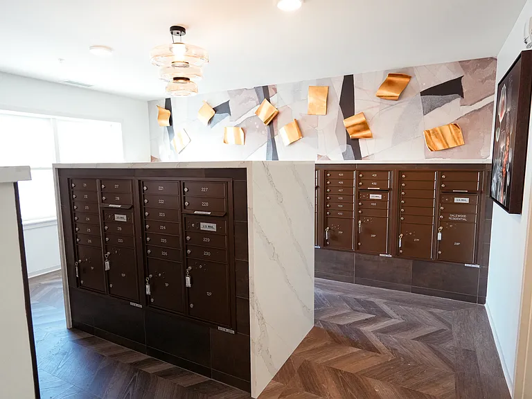 Galewood Residences — Photo 2