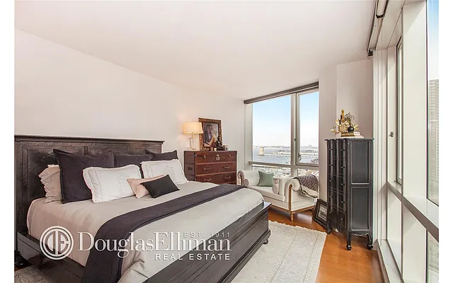 Sold by Douglas Elliman | media 5