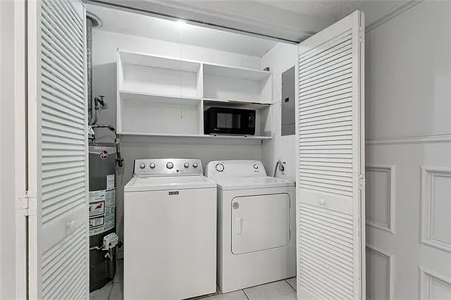 209 W Hickory St — Photo 11