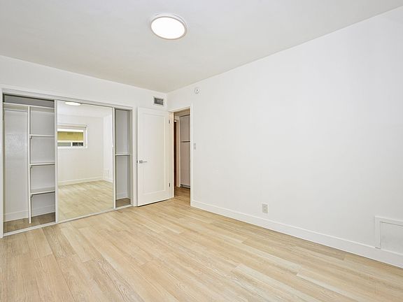 5th image of 1220 N Formosa Ave APT 2