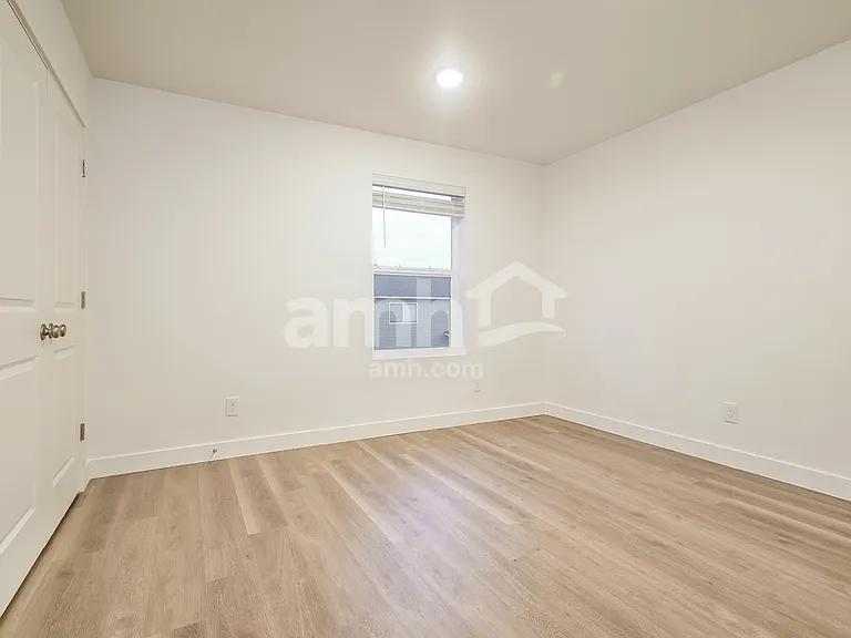 7809 Verona Loop — Photo 16
